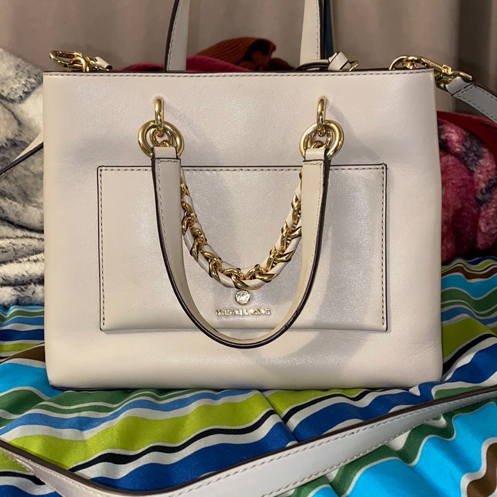 Michael Kors tan purse